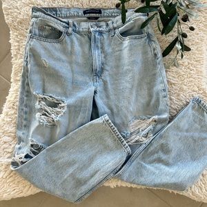 Aeropostale Mom Jeans